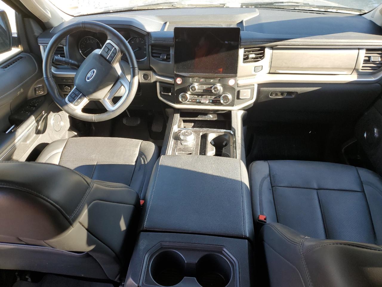 2024 FORD EXPEDITION XLT VIN:1FMJU1H82REA17970