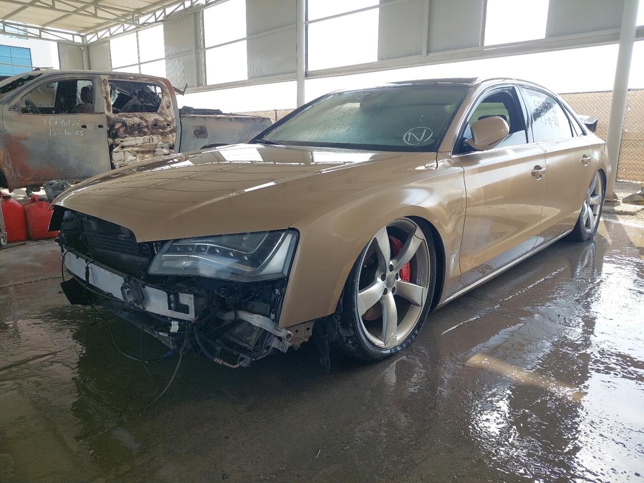 2014 AUDI A8 VIN:WAUR2BFD7EN******