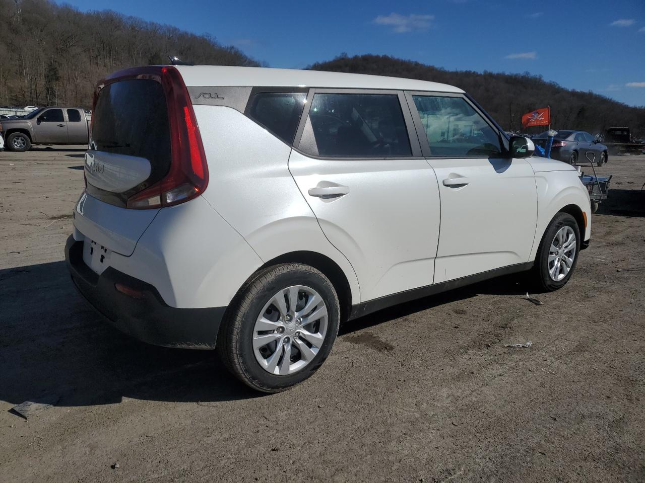 2022 KIA SOUL LX VIN:KNDJ23AU2N7833511
