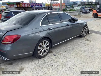 2018 Mercedes-Benz E 220 WDDZF0FB9JA468065 VIN:WDDZF0FB9JA468065