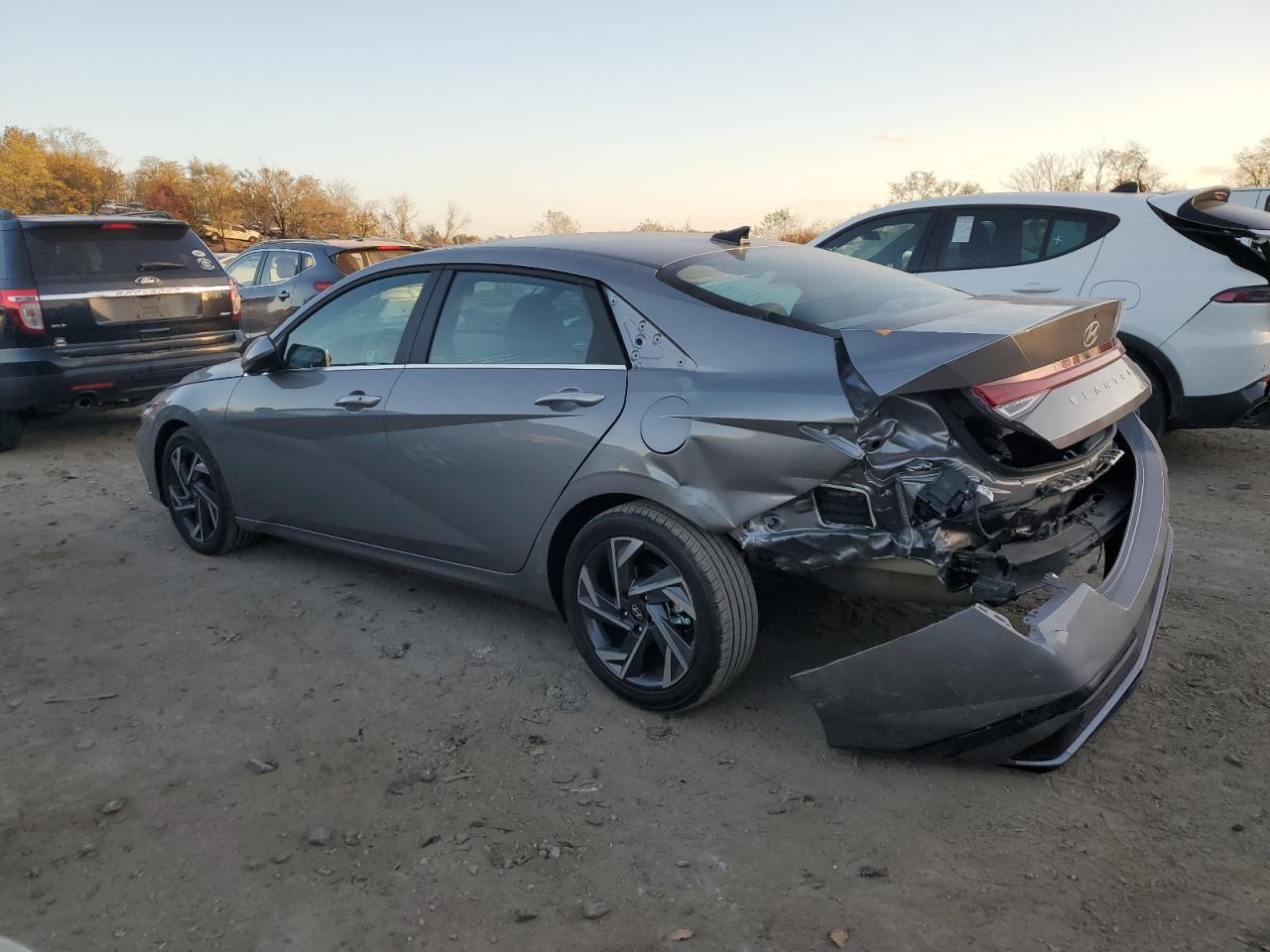 2024 HYUNDAI ELANTRA SEL VIN:KMHLS4DG0RU785529