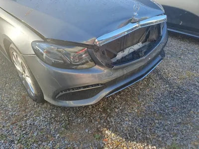 2018 Mercedes-Benz E 300 VIN: