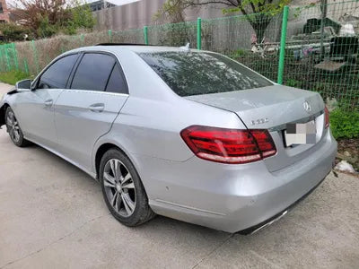 2015 Mercedes-Benz E 220 WDDHF0AB6GB215212 VIN:WDDHF0AB6GB215212