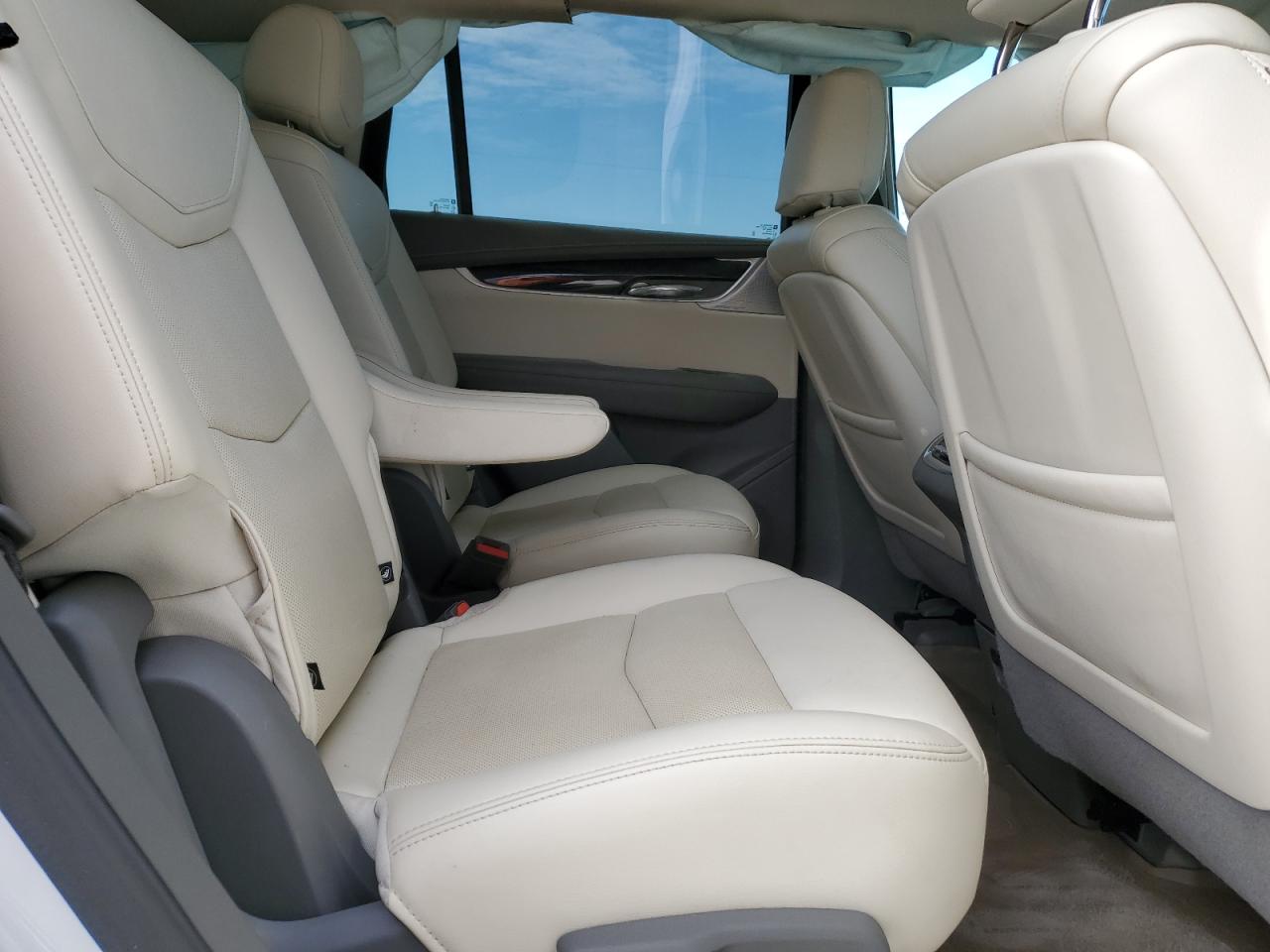 2022 CADILLAC XT6 PREMIUM LUXURY VIN:1GYKPDRS4NZ148570