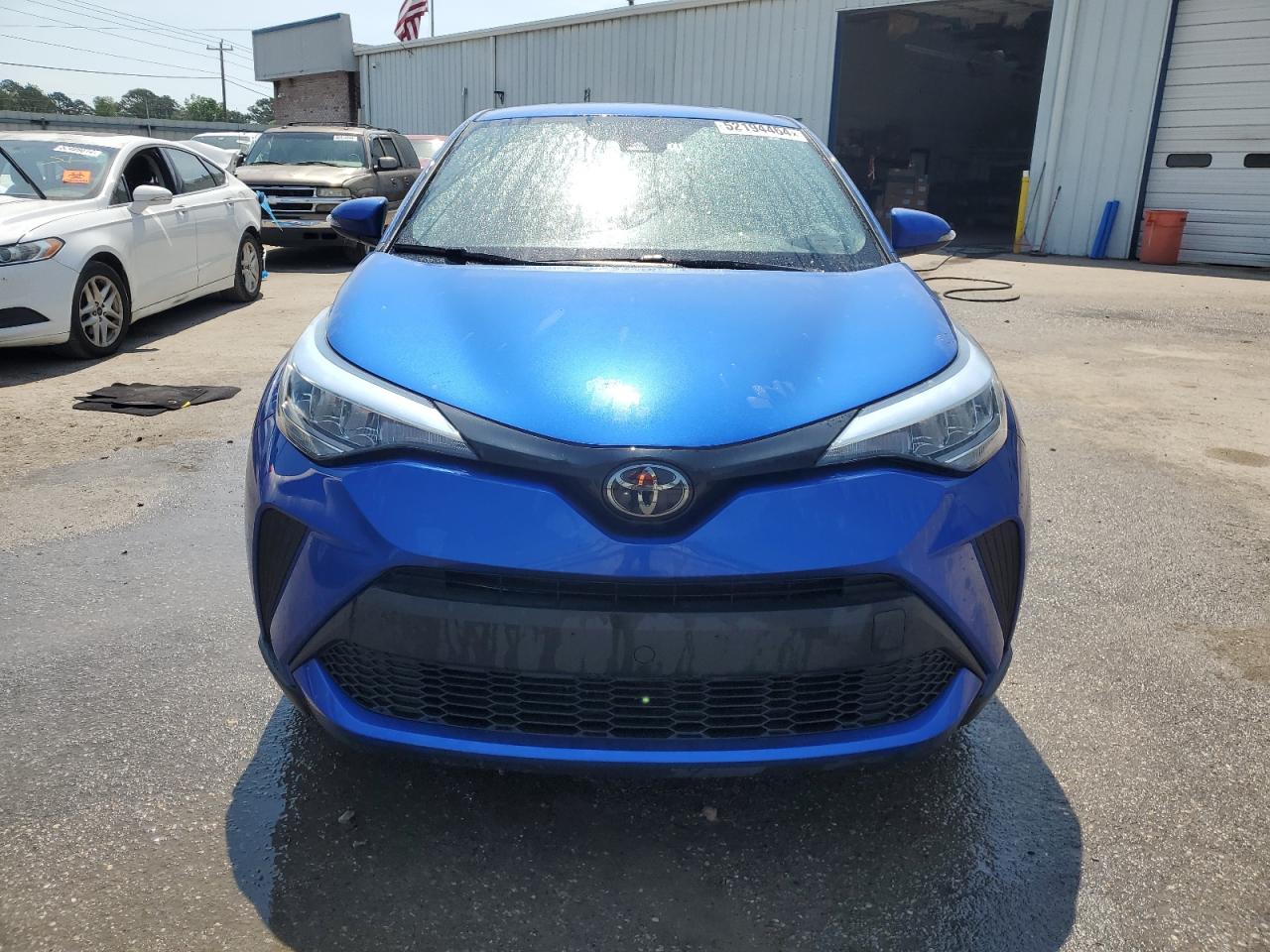 2022 TOYOTA C-HR XLE VIN:NMTKHMBX1NR141939