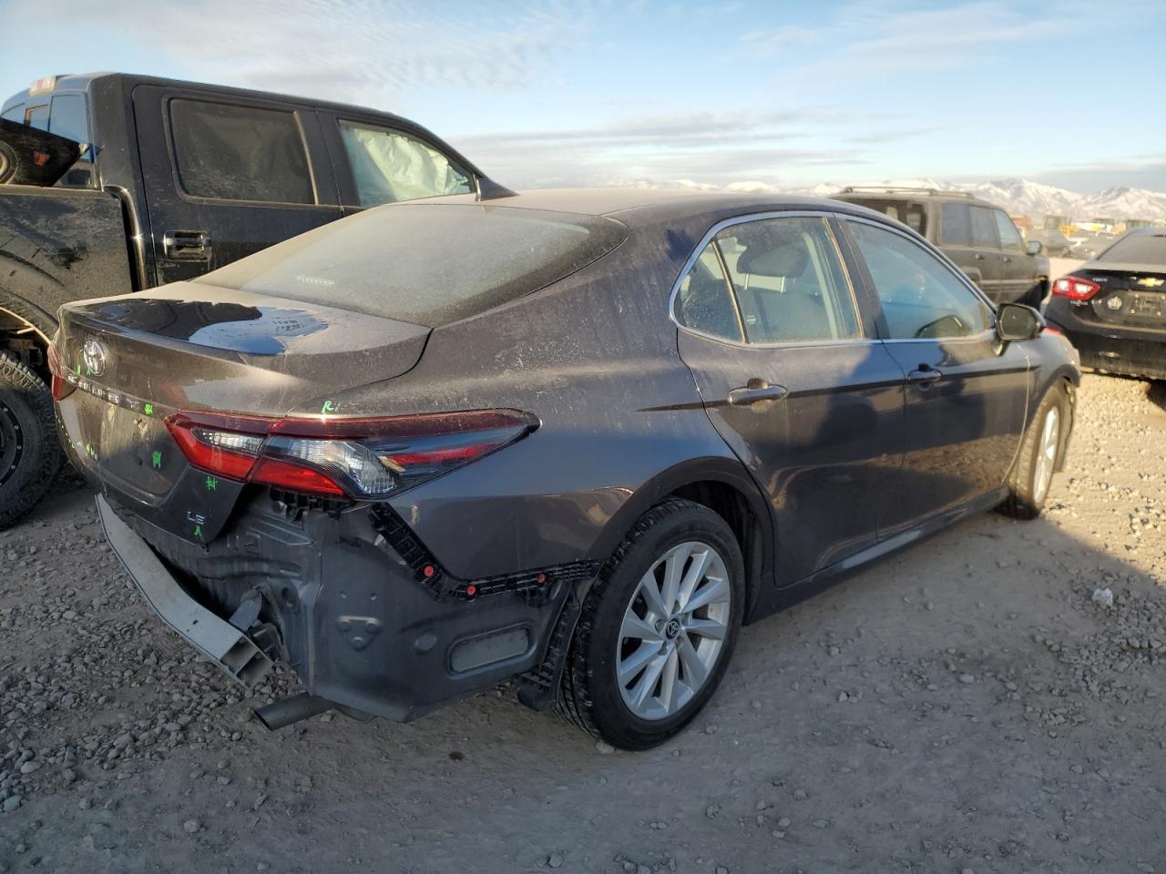 2022 TOYOTA CAMRY LE VIN:4T1C11AK9NU717346