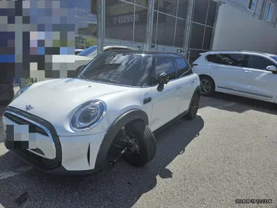 2024 MINI Cooper VIN: