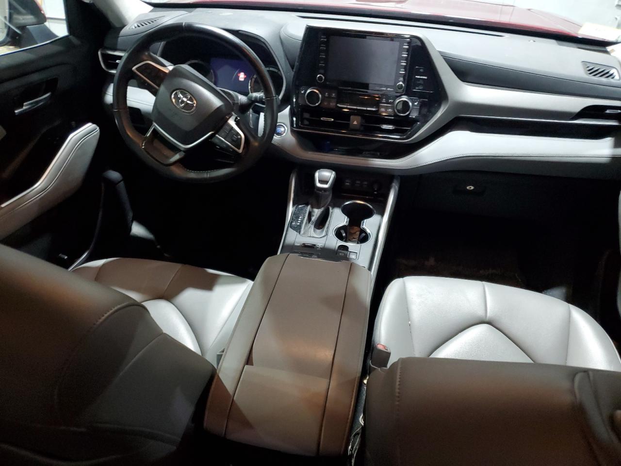 2022 TOYOTA HIGHLANDER XLE VIN:5TDGZRBH0NS591866