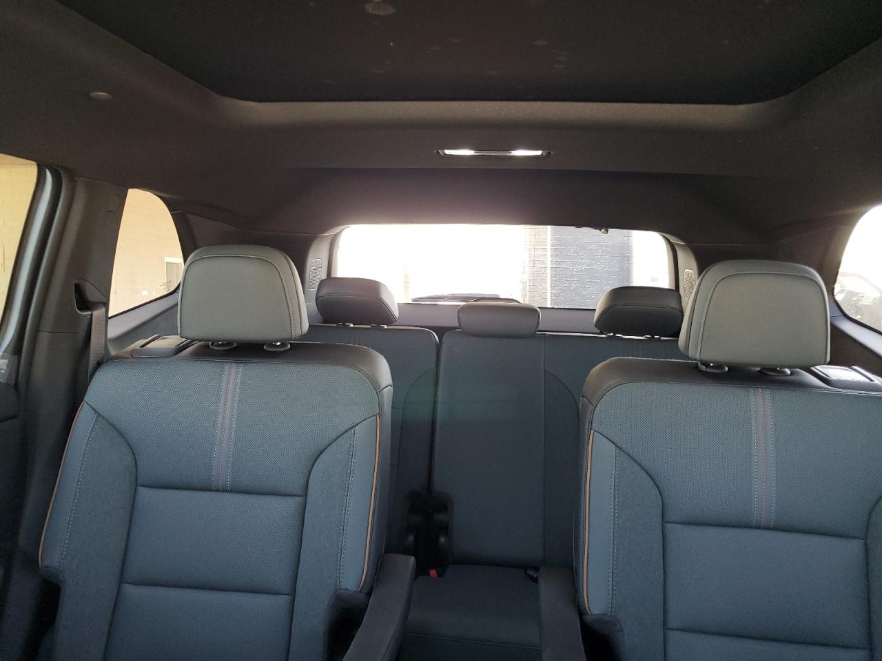 2024 GMC ACADIA AT4 VIN:1GKENPKS1RJ159037