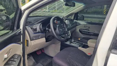 2015 Kia Carnival VIN: