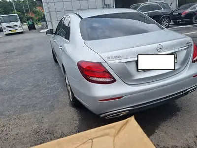 2018 Mercedes-Benz E 300 WDDZF4KB6JA331615 VIN:WDDZF4KB6JA331615