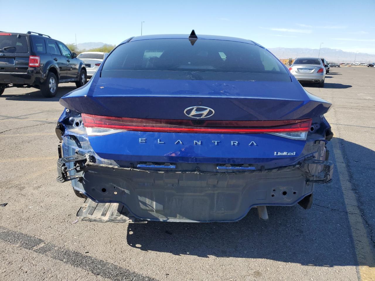 2023 HYUNDAI ELANTRA LIMITED VIN:5NPLP4AG4PH090827