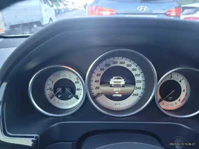 2016 Mercedes-Benz E 220 WDDHF0CB0GB187324 VIN:WDDHF0CB0GB187324