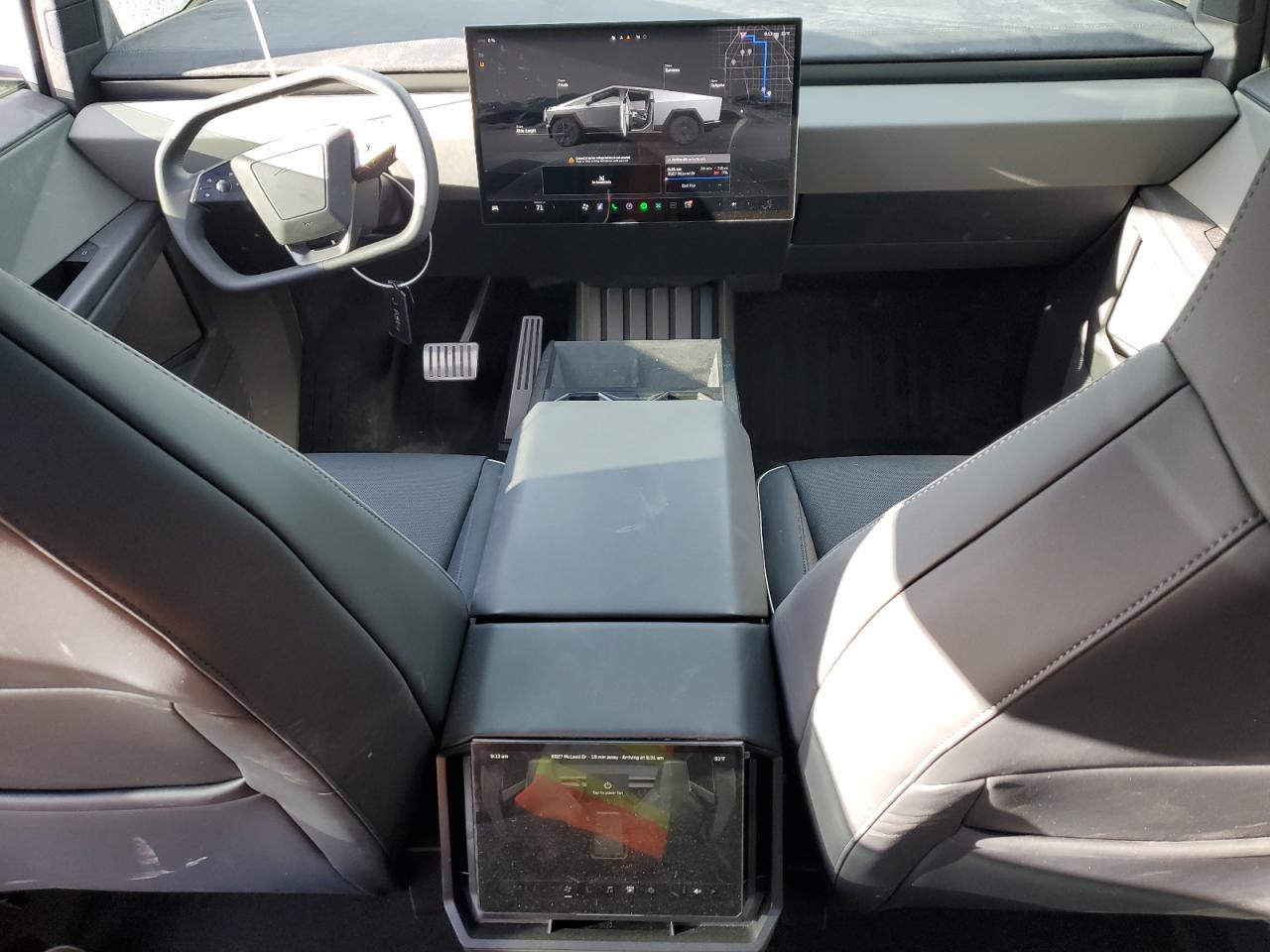 2024 TESLA CYBERTRUCK  VIN:7G2CEHEE4RA036882