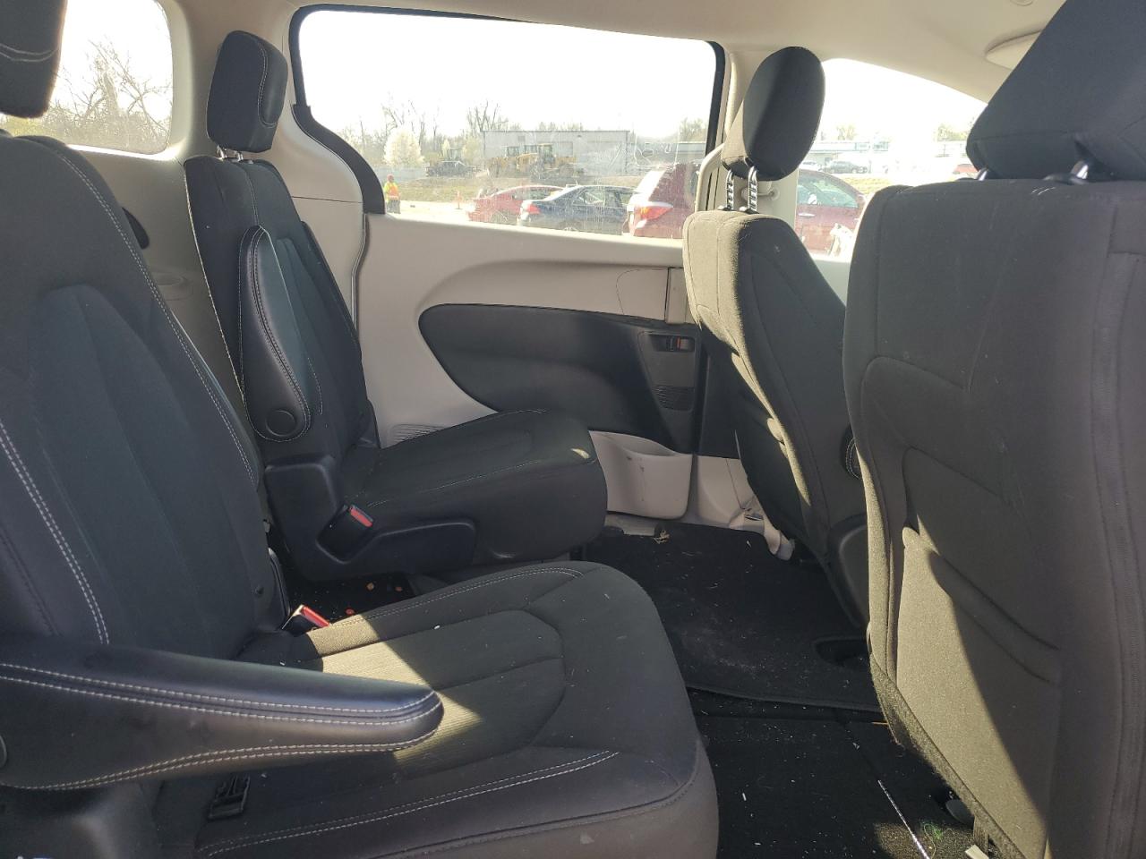 2022 CHRYSLER VOYAGER LX VIN:2C4RC1CG0NR166013