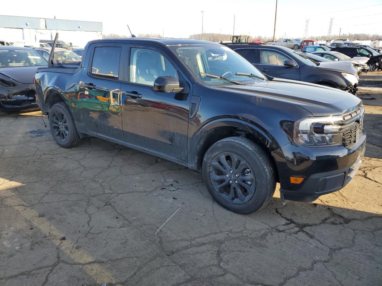 2024 FORD MAVERICK LARIAT VIN:3FTTW8M31RRA75530
