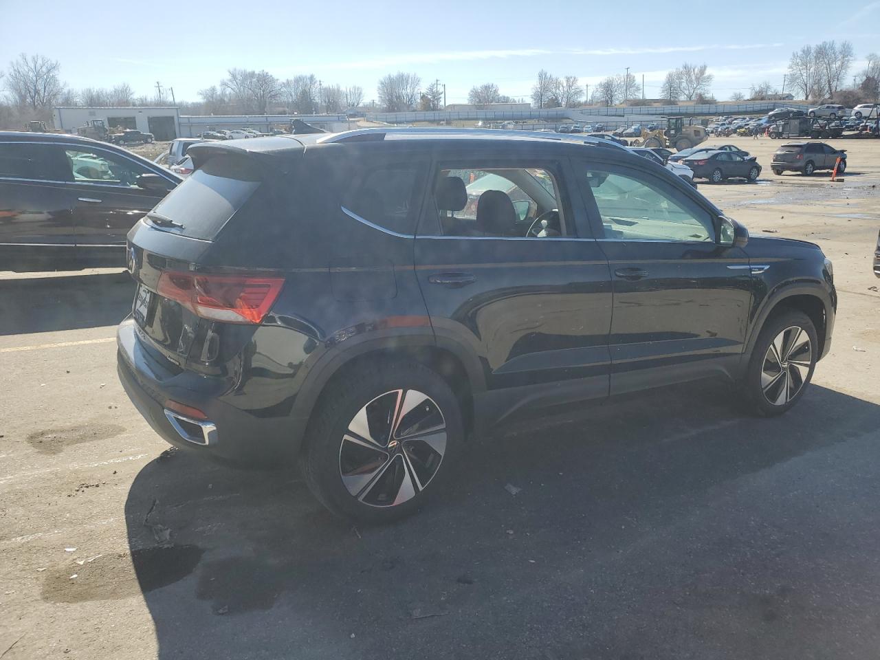 2024 VOLKSWAGEN TAOS SE VIN:3VVUX7B26RM087497