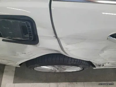 2016 Mercedes-Benz E 300 WDDHF5FB8GB311798 VIN:WDDHF5FB8GB311798