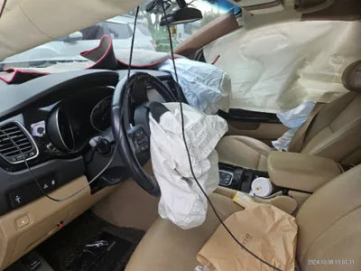 2014 Kia Carnival VIN: