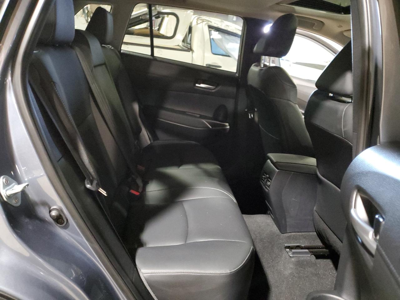 2022 TOYOTA COROLLA CROSS XLE VIN:7MUDAABG9NV038593