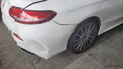 2018 Mercedes-Benz C 200 WDDWK4CB5JF717586 VIN:WDDWK4CB5JF717586