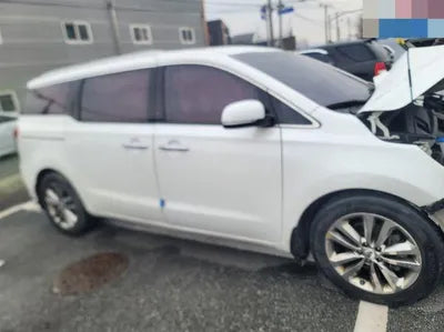 2017 Kia Carnival VIN: