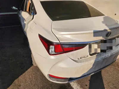 2022 Lexus ES 300 VIN: