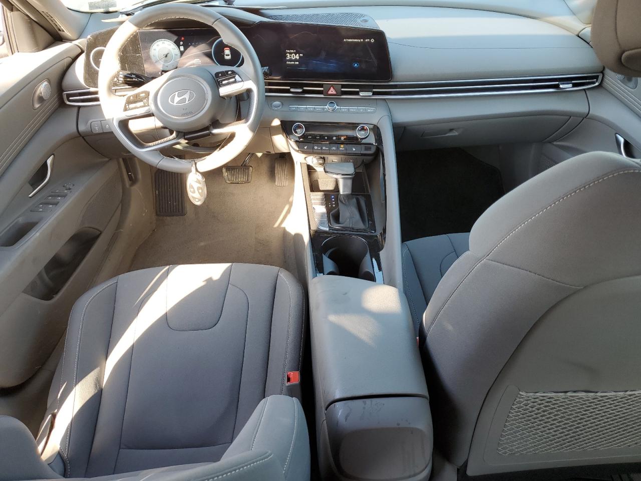 2024 HYUNDAI ELANTRA SEL VIN:KMHLS4DG1RU767699