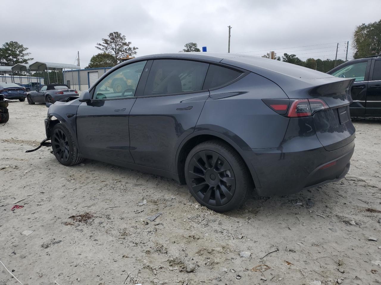 2024 TESLA MODEL Y  VIN:7SAYGAEE2RF068357