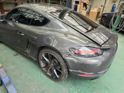 2019 Porsche Cayman 121KMWP0AA2A88KS2 VIN:121KMWP0AA2A88KS2