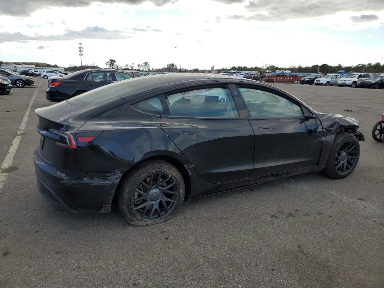 2024 TESLA MODEL 3  VIN:5YJ3E1EAXRF766046