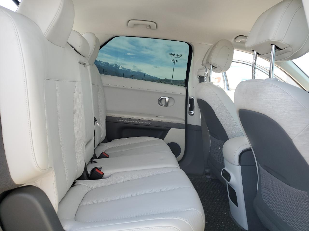 2022 HYUNDAI IONIQ 5 SEL VIN:KM8KNDAF8NU050774