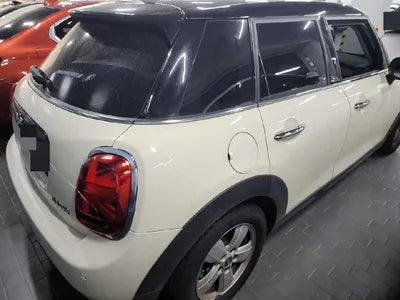 2020 MINI Cooper VIN: