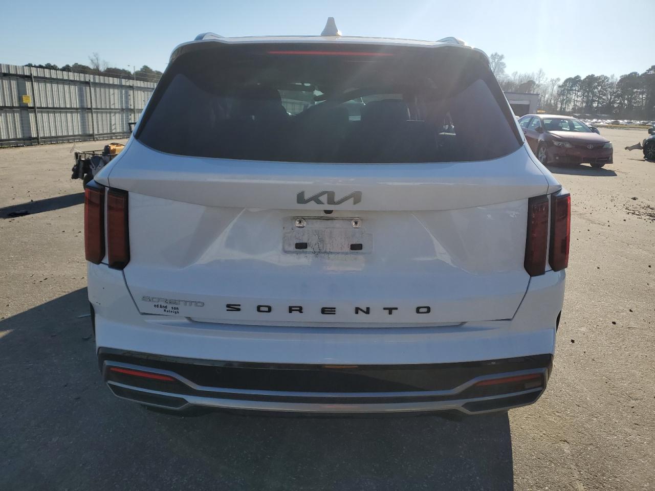 2023 KIA SORENTO S VIN:5XYRL4LC8PG171014