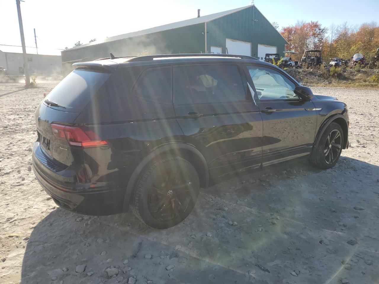 2023 VOLKSWAGEN TIGUAN SE R-LINE BLACK VIN:3VV8B7AXXPM090445