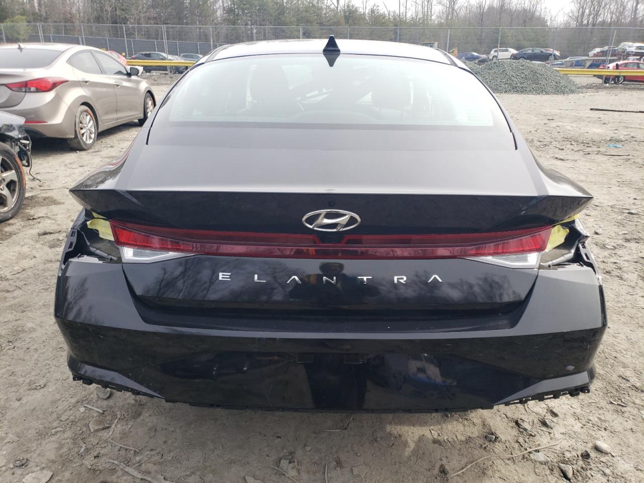 2023 HYUNDAI ELANTRA SEL VIN:5NPLM4AG8PH119075