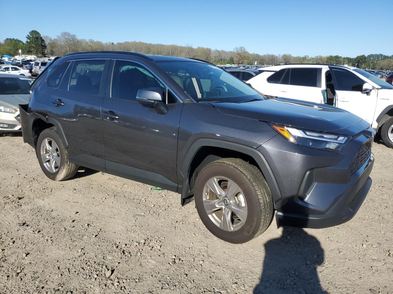 2022 TOYOTA RAV4 XLE VIN:2T3W1RFV0NC194743