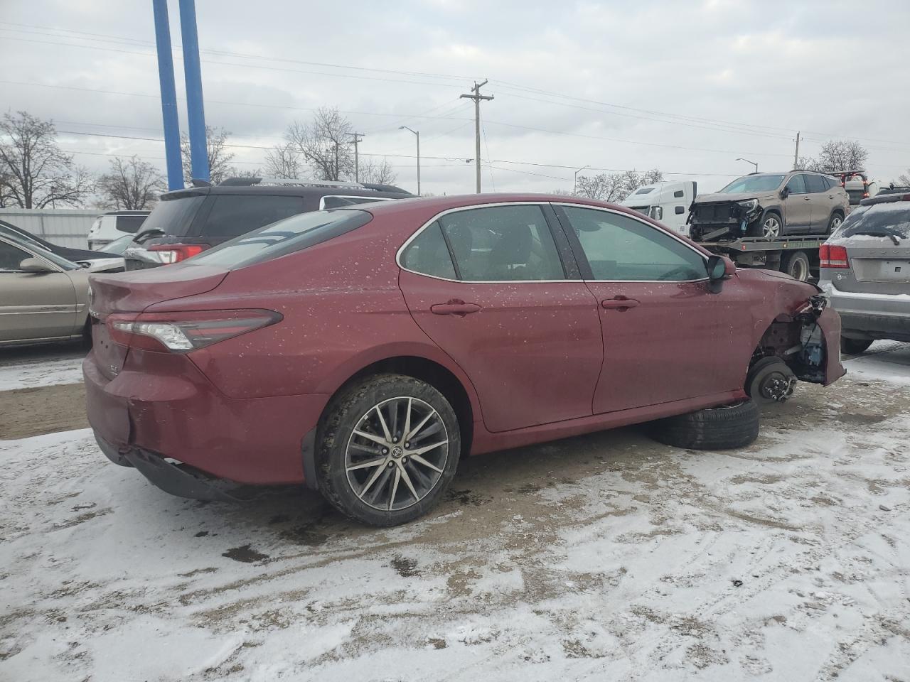 2022 TOYOTA CAMRY XLE VIN:4T1F11BKXNU057121