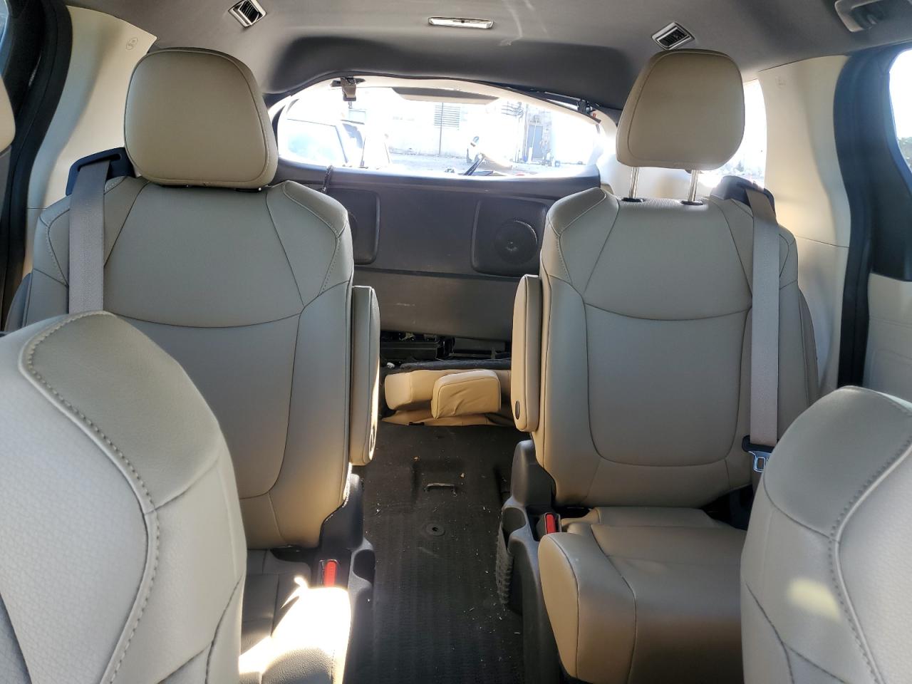 2023 TOYOTA SIENNA XLE VIN:5TDYRKEC5PS143170