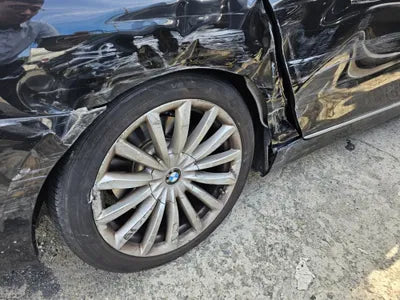 2016 BMW 740 WBA7G8102GG678268 VIN:WBA7G8102GG678268