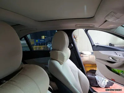 2017 Mercedes-Benz C 200 366KMWDDWF4CB3HF4 VIN:366KMWDDWF4CB3HF4