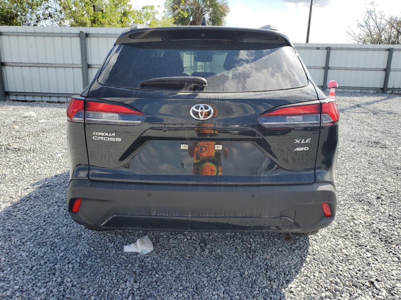 2024 TOYOTA COROLLA CROSS XLE VIN:7MUEAABG7RV081372