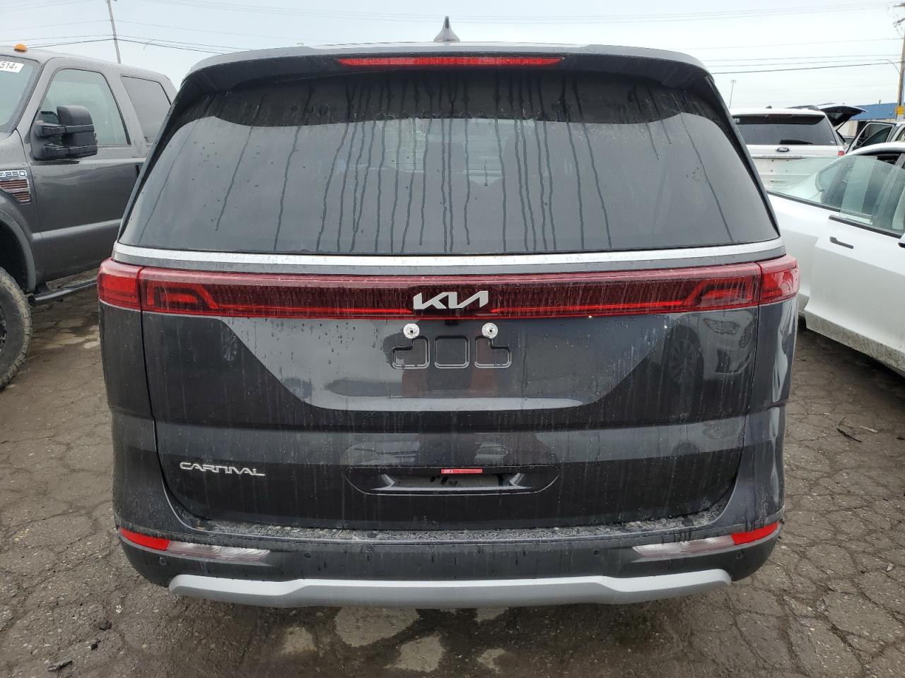 2024 KIA CARNIVAL LX VIN:KNDNB4H37R6323347