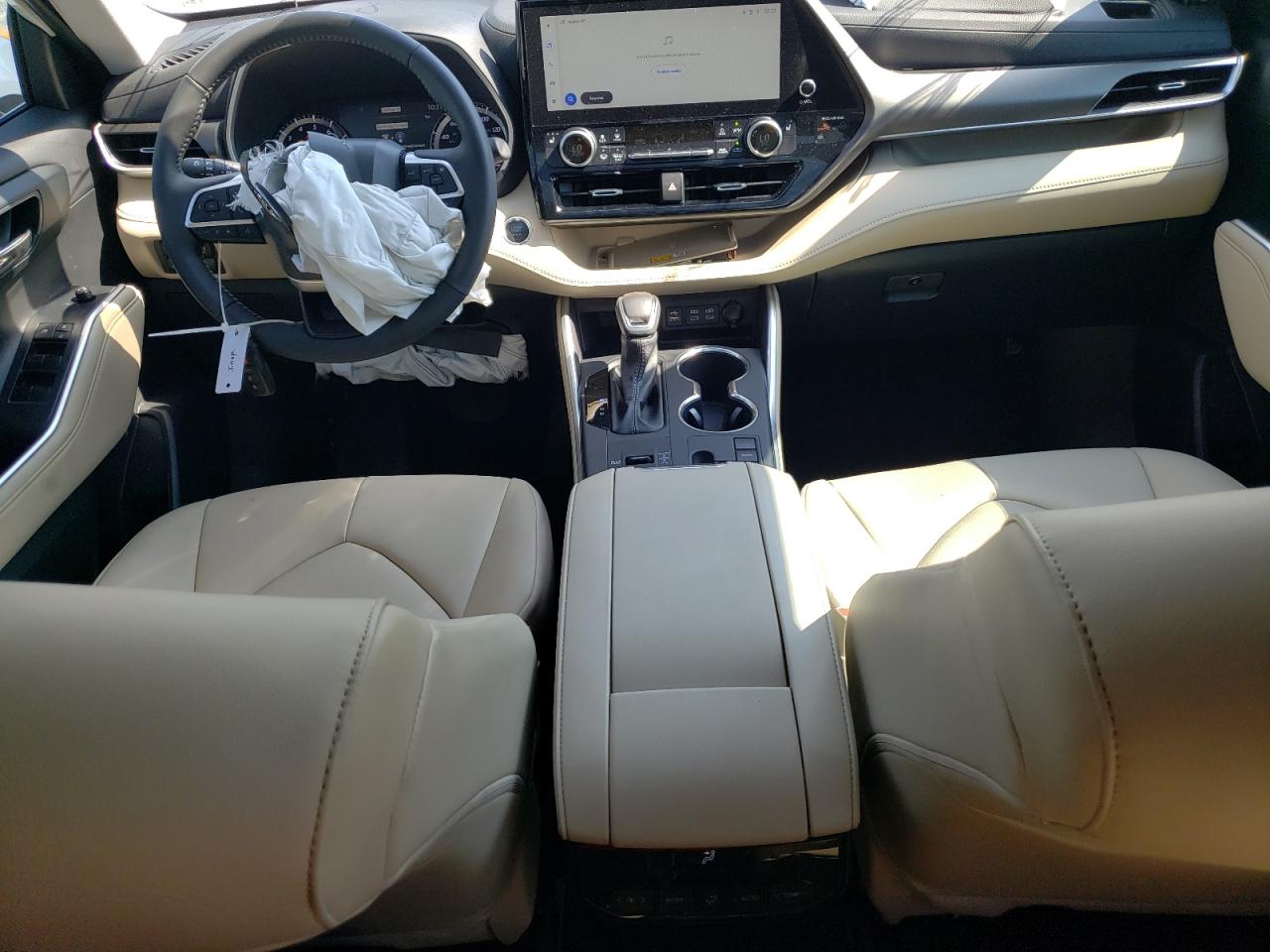2024 TOYOTA HIGHLANDER LE VIN:5TDKDRAH5RS053566 – VIN Public
