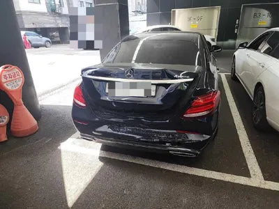 2017 Mercedes-Benz E 220 VIN: