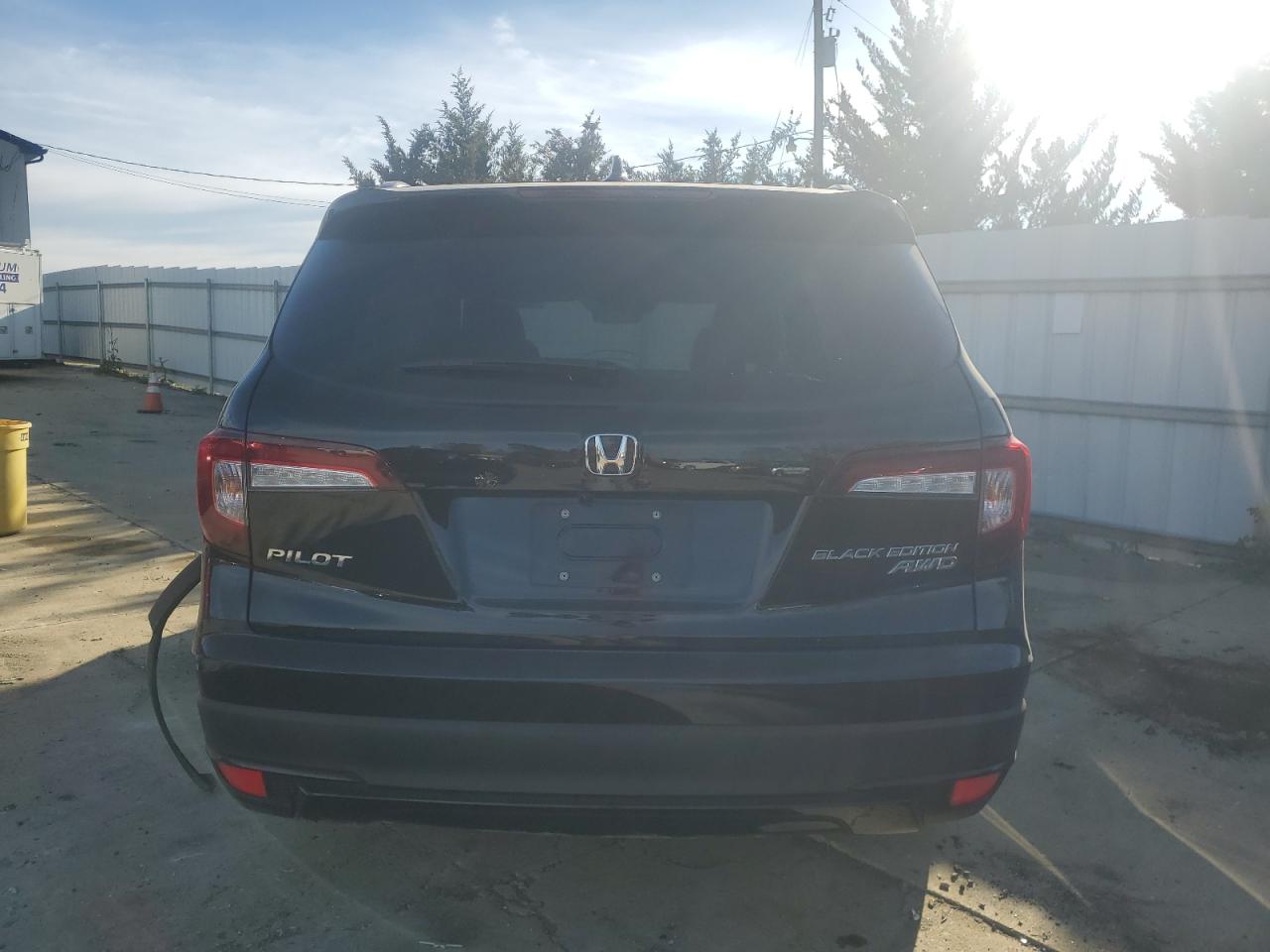 2022 HONDA PILOT BLACK VIN:5FNYF6H76NB000213