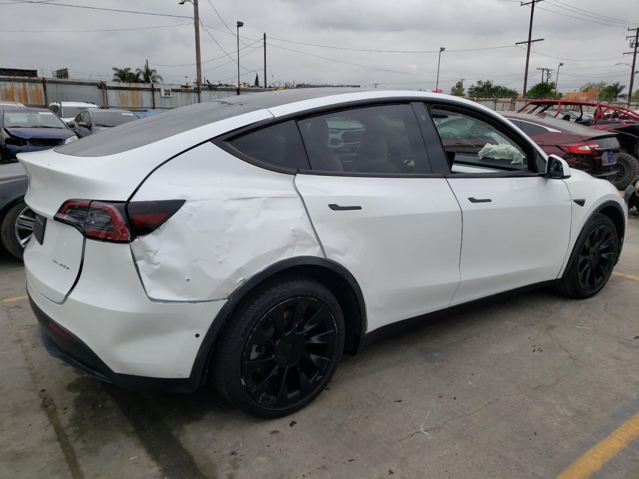 2022 TESLA MODEL Y  VIN:7SAYGDEE1NF554234