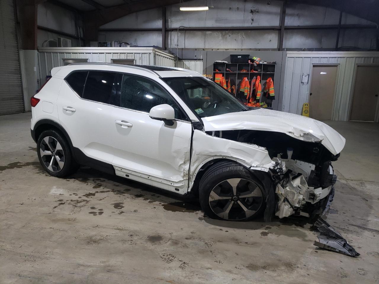 2023 VOLVO XC40 PLUS VIN:YV4L12UN0P2932870