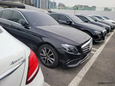 2017 Mercedes-Benz E 300 WDDZF4JB7JA323282 VIN:WDDZF4JB7JA323282