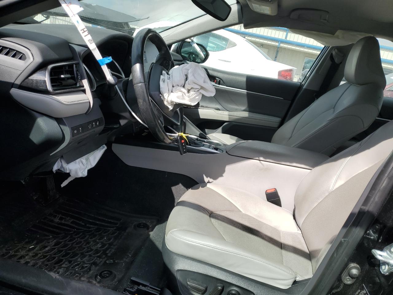 2022 TOYOTA CAMRY XLE VIN:4T1F31AK4NU582512